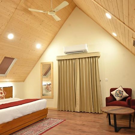 Samsara Luxury Cottages & Spa, Chail Hills Kandāghāt Kültér fotó
