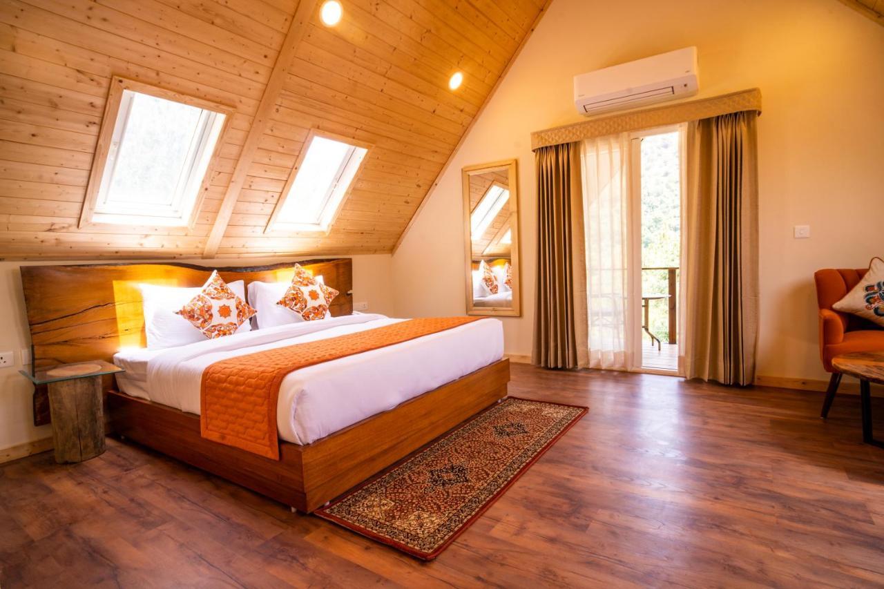 Samsara Luxury Cottages & Spa, Chail Hills Kandāghāt Kültér fotó