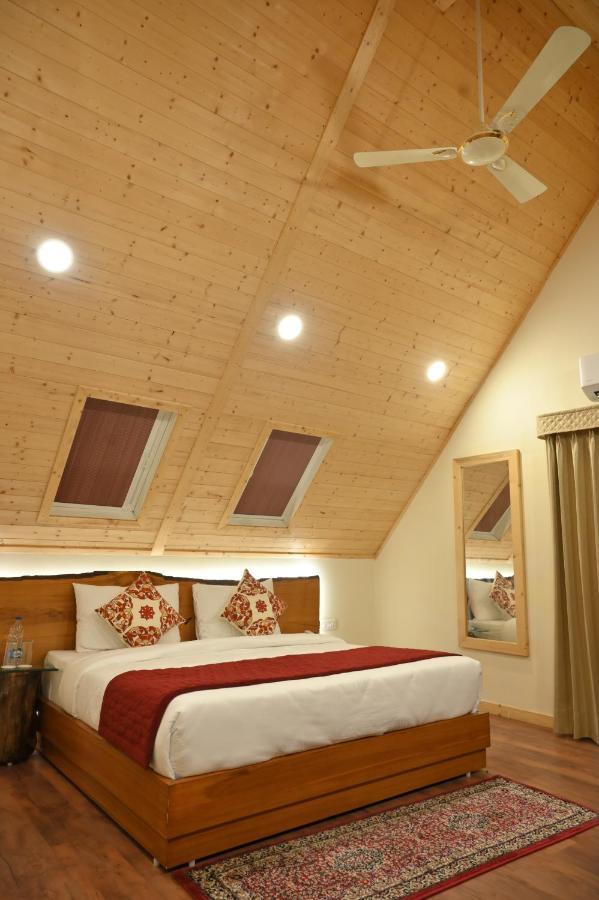 Samsara Luxury Cottages & Spa, Chail Hills Kandāghāt Kültér fotó